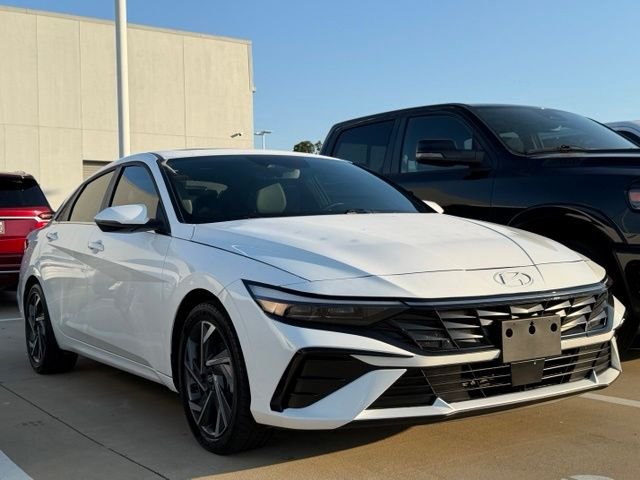 2025 Hyundai Elantra Hybrid Limited