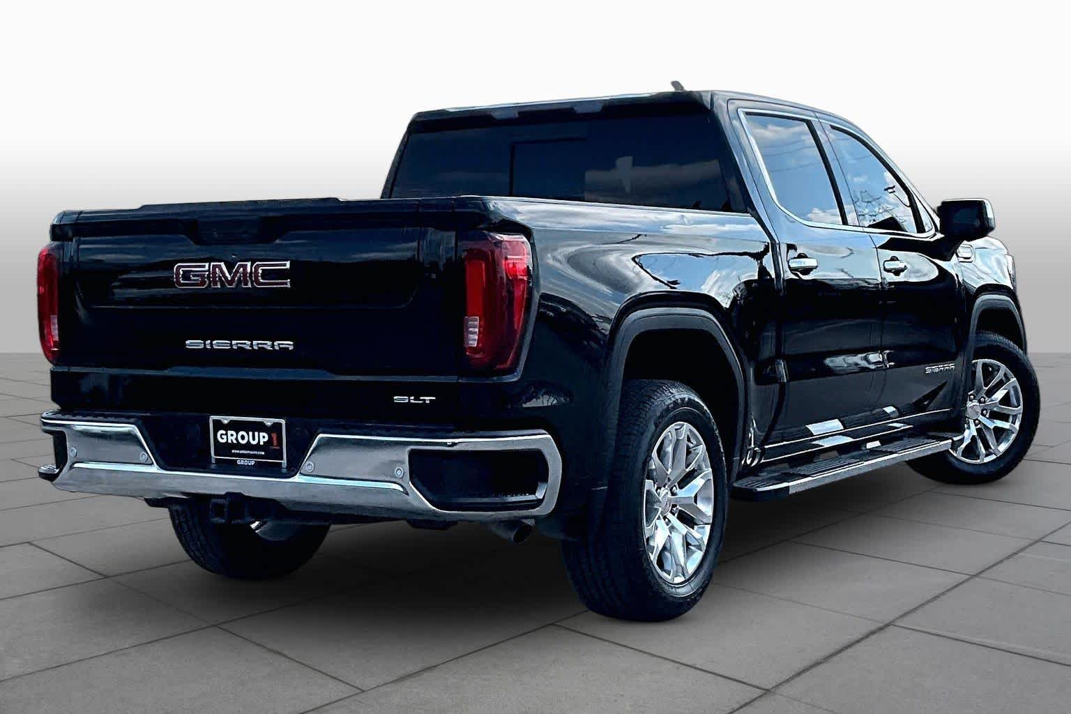 Used 2022 Onyx Black GMC SLT image 13