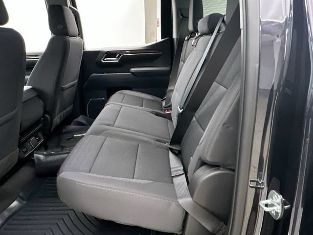 2023 Chevrolet Silverado 1500 LT - Photo 11