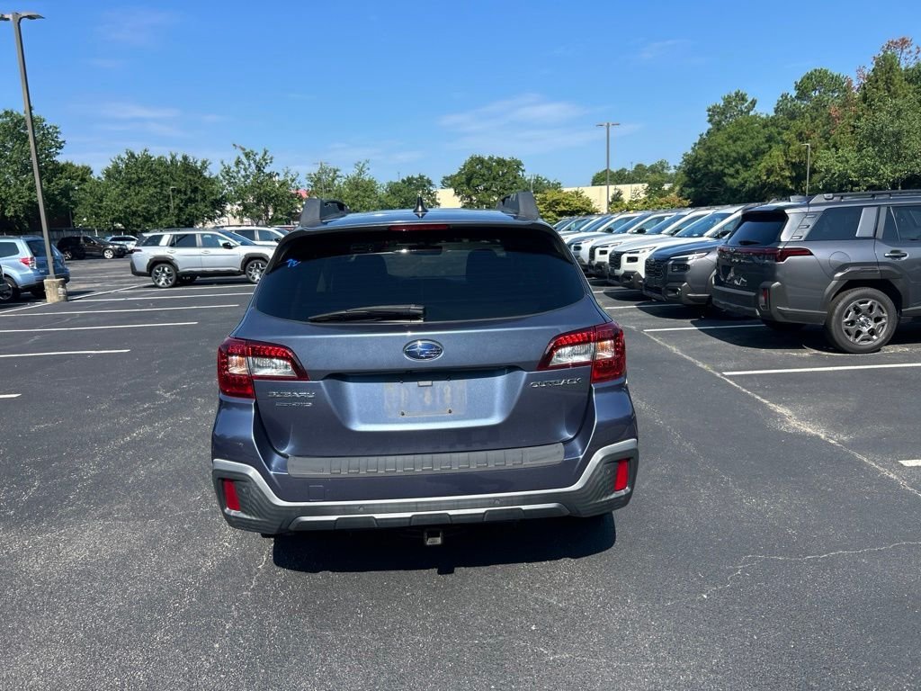 Used 2018 Blue Subaru 2.5i image 4