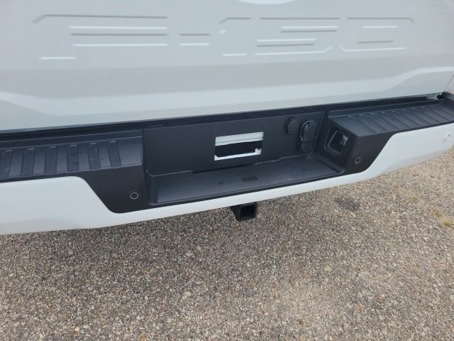 New 2026 Oxford White Ford STX image 26