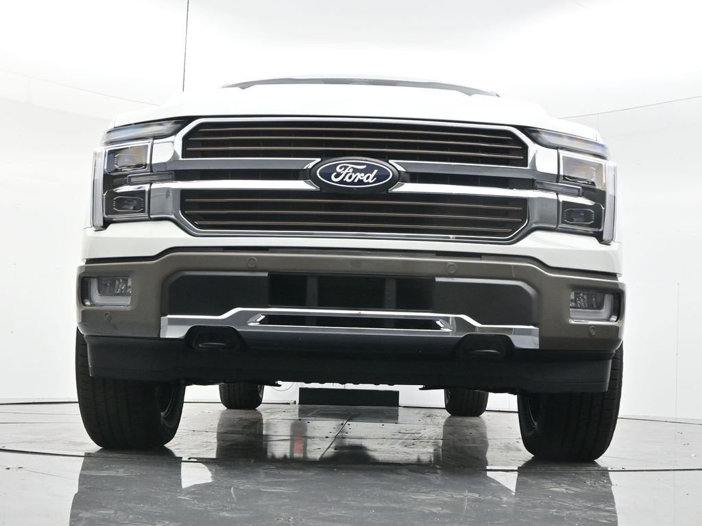 New 2026 Star White Metallic Tri-Coat Ford King Ranch® image 43