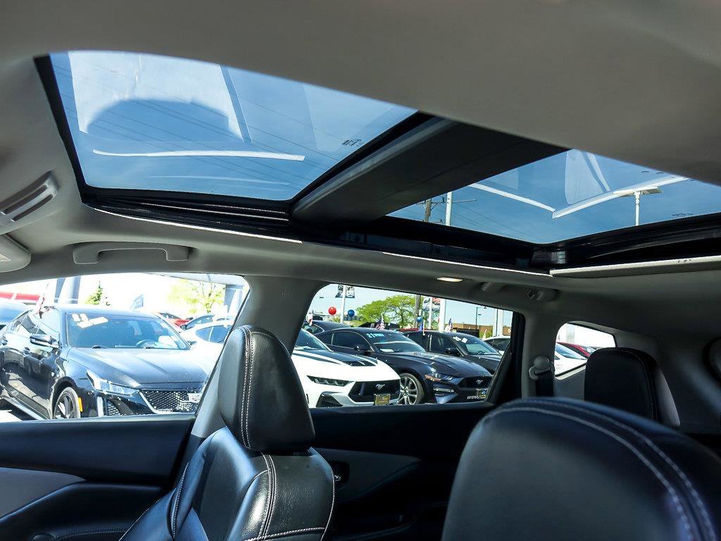 Used 2024 Super Black Nissan SL image 14