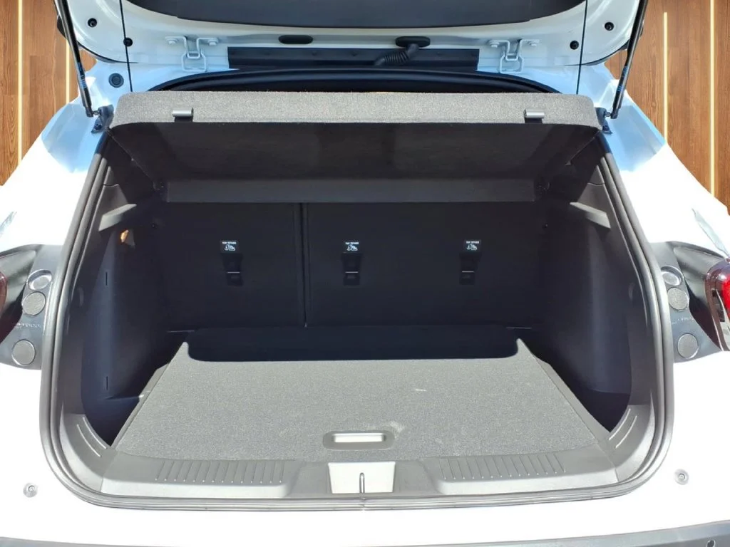 2026 Chevrolet Trax RS - Photo 32