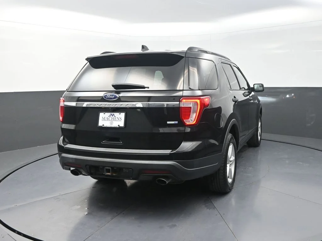 Used 2018 Black Ford Base image 11