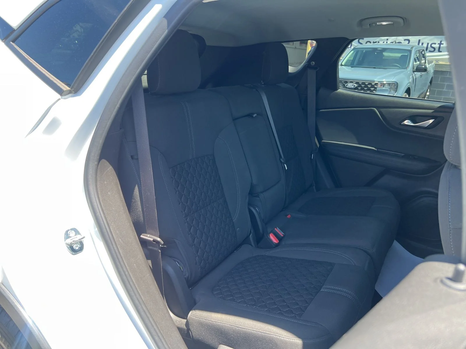 Used 2019 Summit White Chevrolet Base image 42