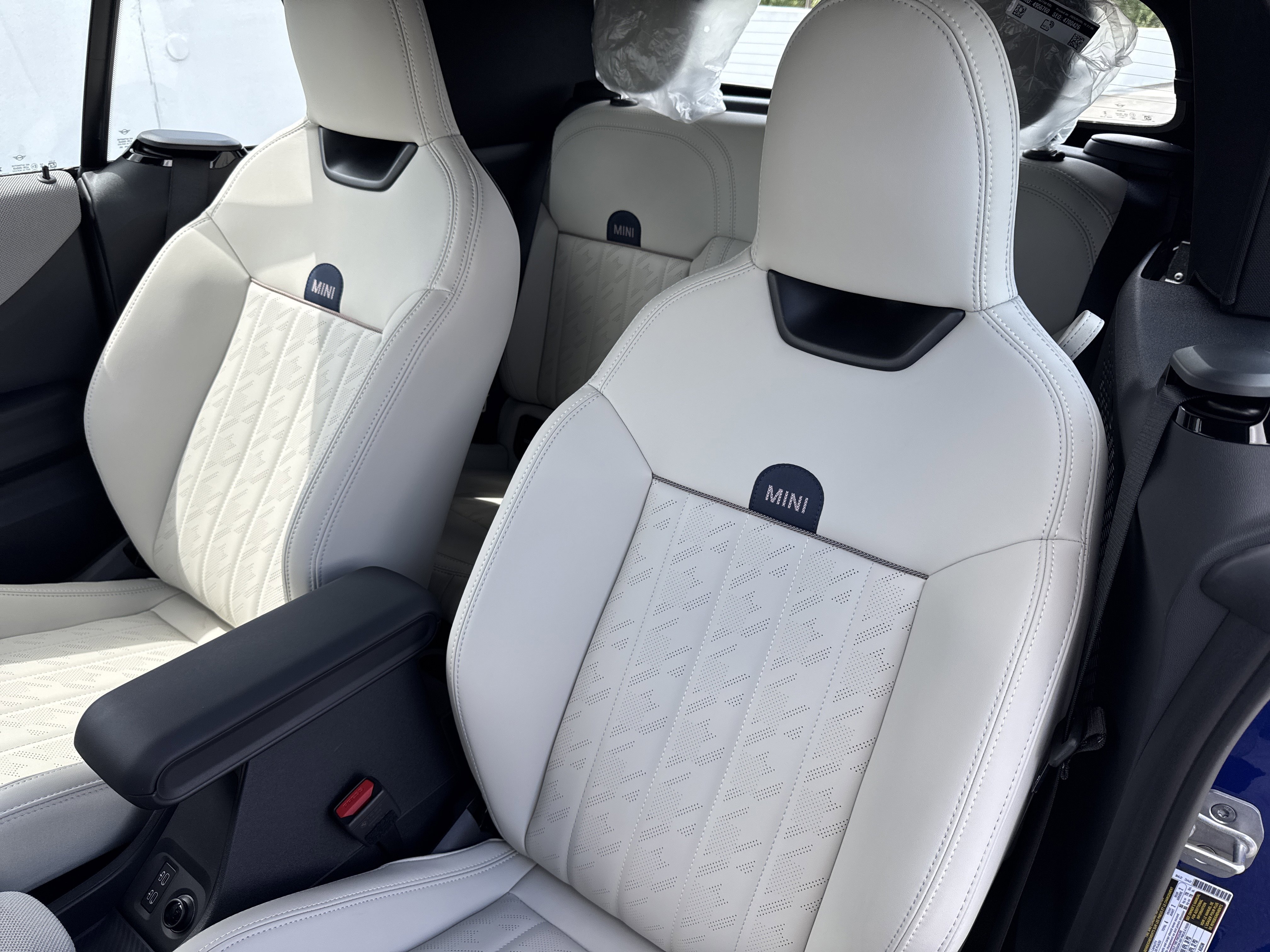 2026 MINI Convertible S - Photo 23