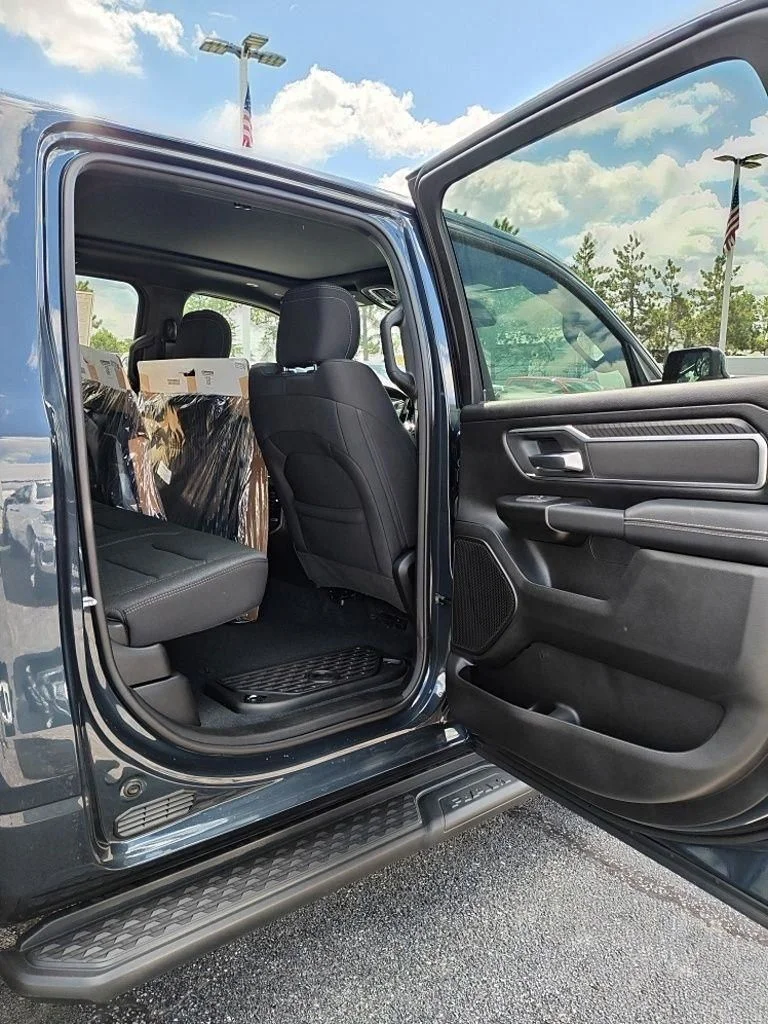 New 2026 Forged Blue Metallic Exterior Paint RAM Big Horn/Lone Star image 36