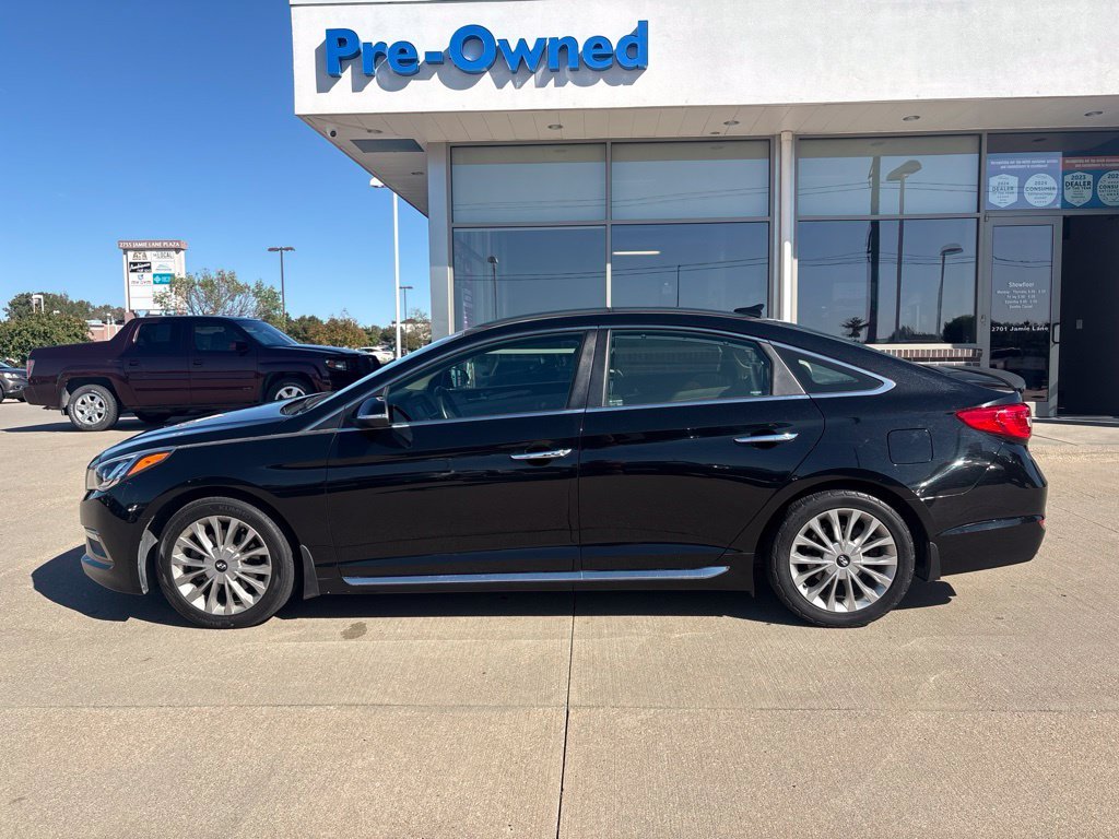 Used 2015 Phantom Black Hyundai Limited image 8