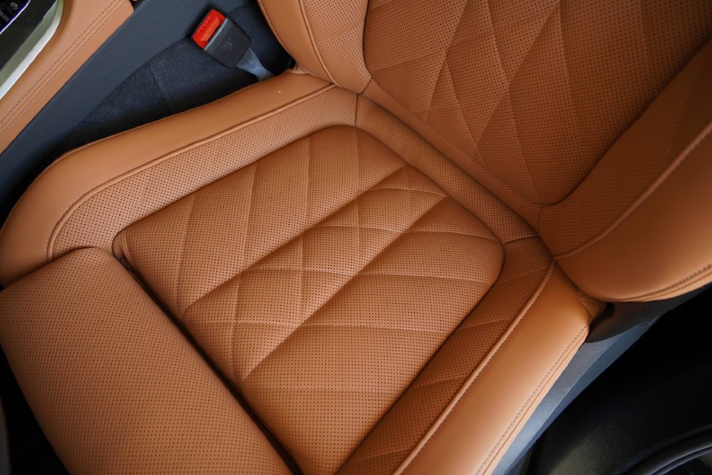 2026 BMW X5 50e - Photo 15