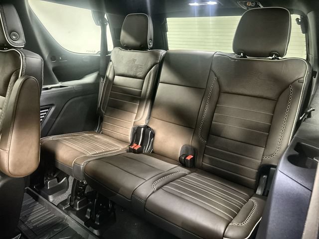 2026 GMC Yukon Denali Ultimate - Photo 23