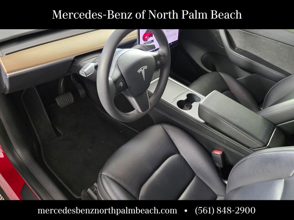 Used 2021  Tesla Standard Range image 10