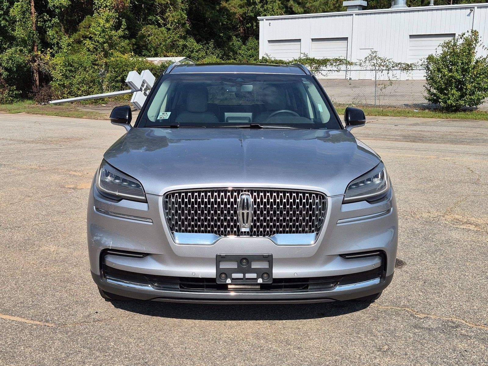 Used 2023 Silver Radiance Metallic Lincoln Standard image 8