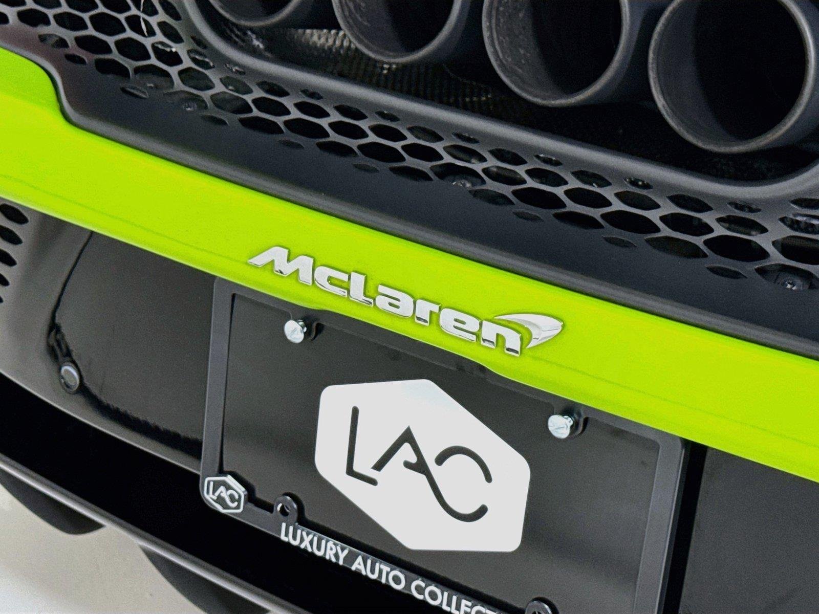 Used 2021 Lime Green McLaren Coupe image 33