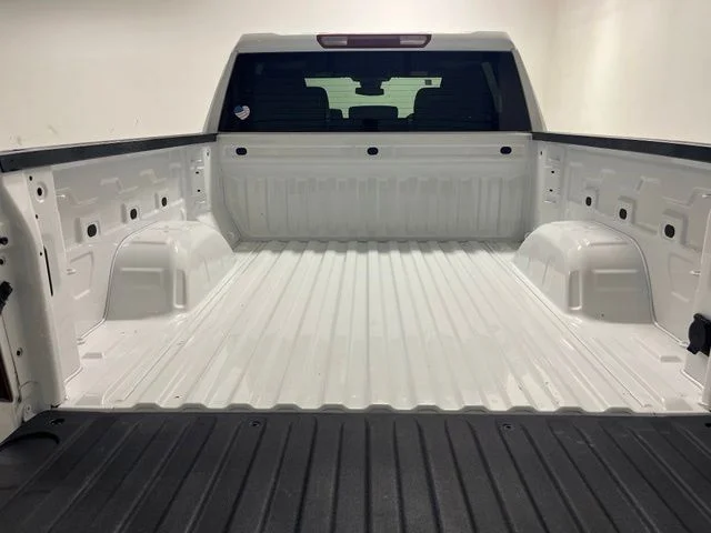 Used 2026 White Chevrolet LT image 28