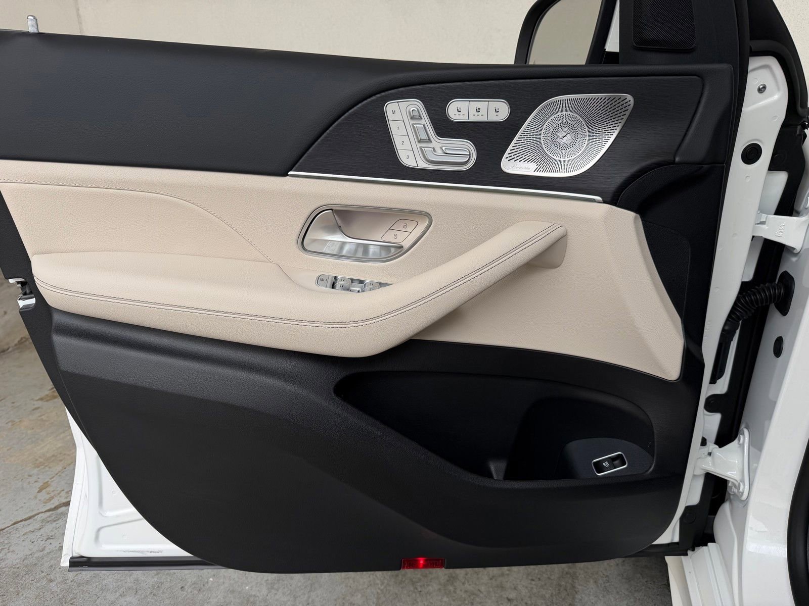 New 2026 Polar White Mercedes-Benz GLE 350 image 42