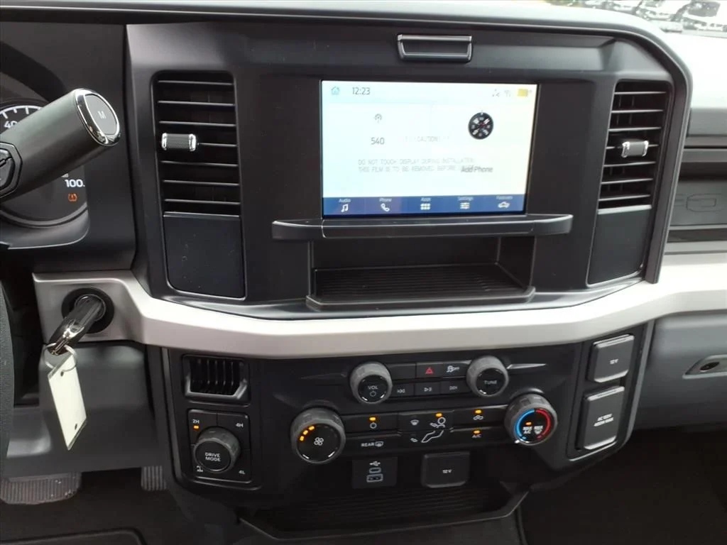 New 2026 Avalanche Ford F-350® XL image 19