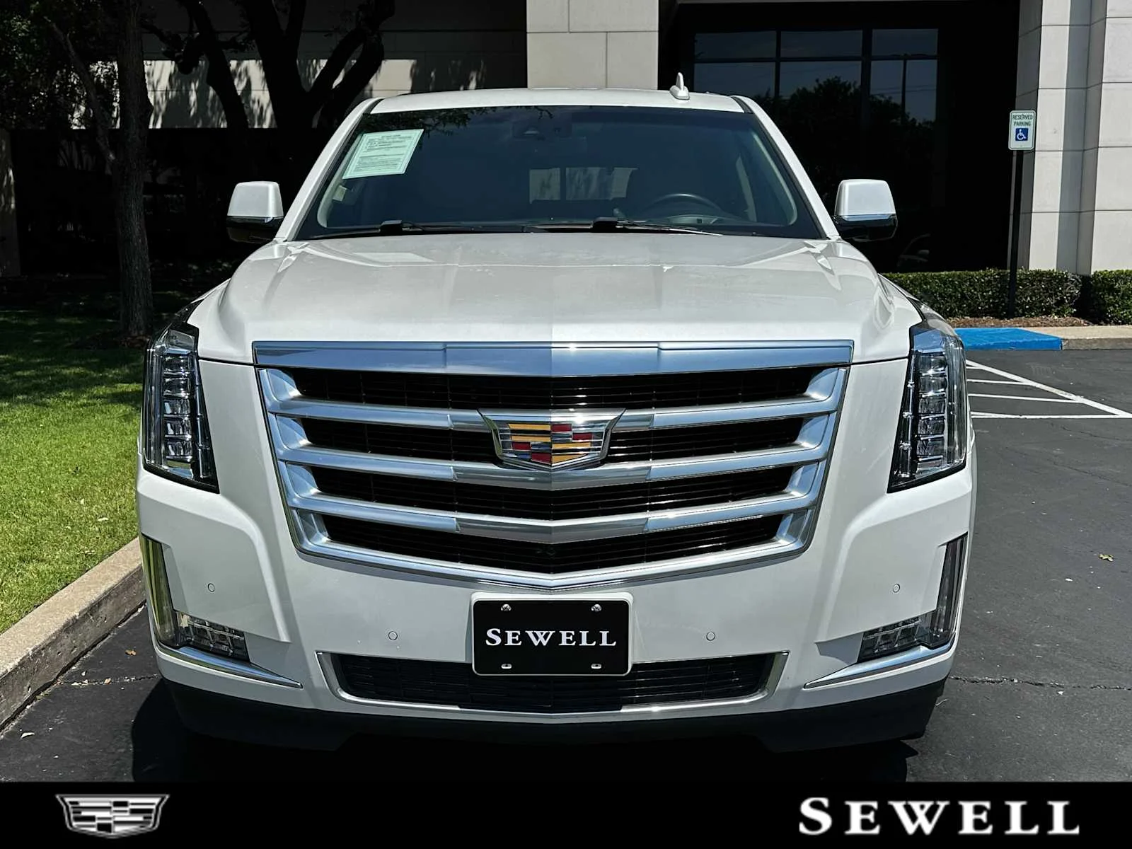 2023 Cadillac Escalade ESV Premium Luxury's photo