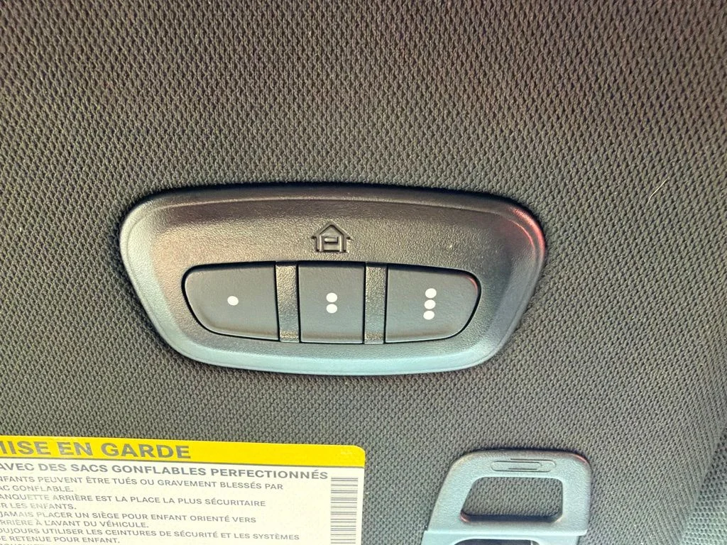 Used 2024 Metallic Jeep Limited image 34