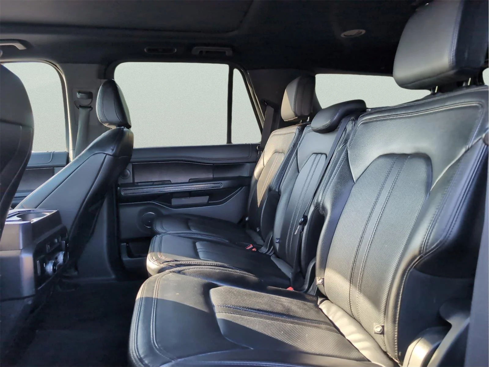 Used 2021 Iconic Silver Ford Limited image 32
