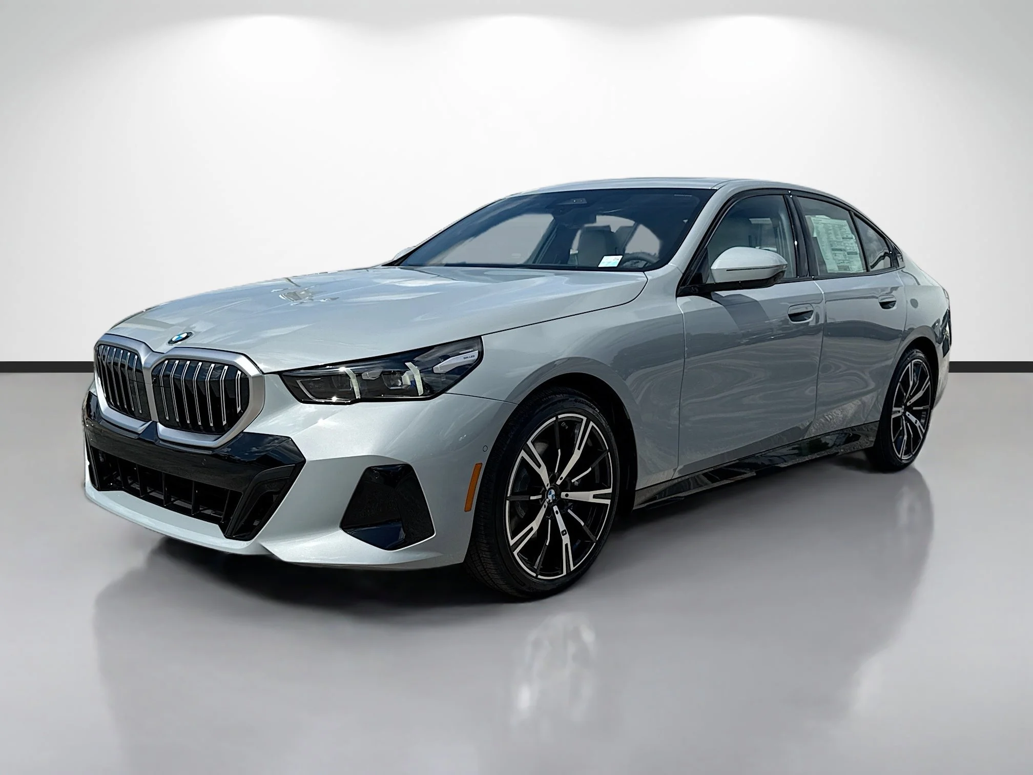New 2027 Brooklyn Grey Metallic BMW 530i xDrive image 7
