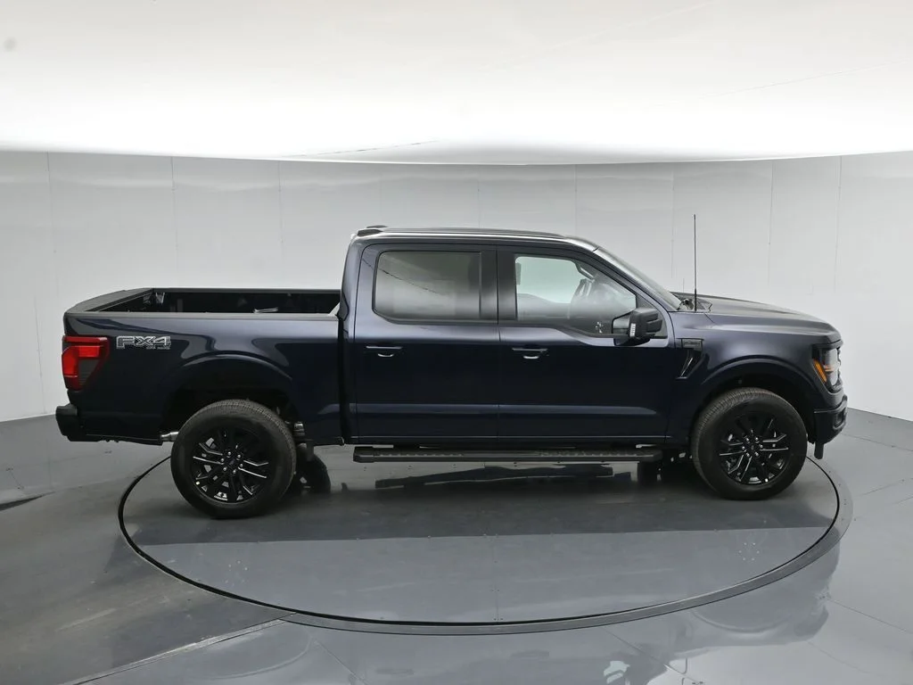 New 2026 Antimatter Blue Metallic Ford XLT image 40