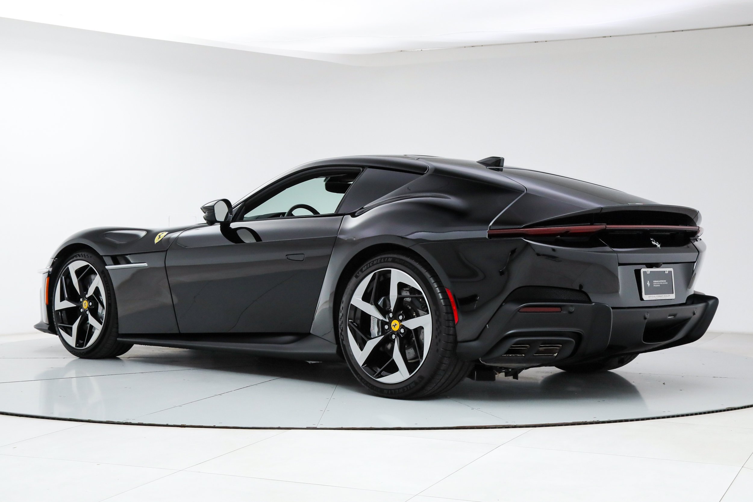 Used 2025 Black Ferrari  image 4
