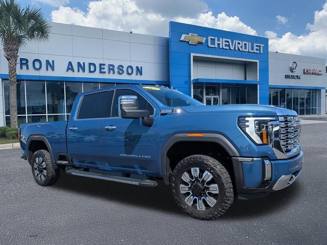 2026 GMC Sierra 4WD Crew Cab Standard Box Denali's photo