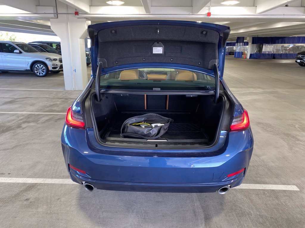 Used 2023 Phytonic Blue Metallic BMW 330e xDrive image 9