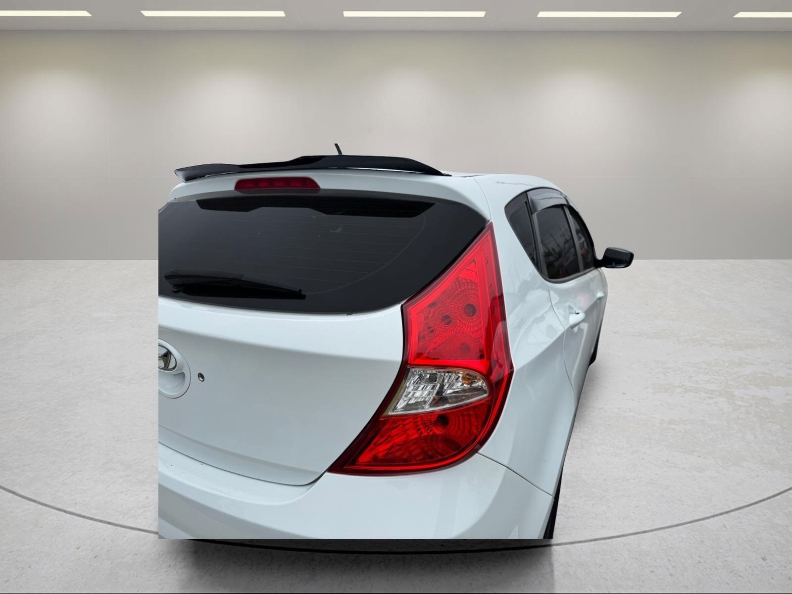 Used 2016 Century White Hyundai SE image 14
