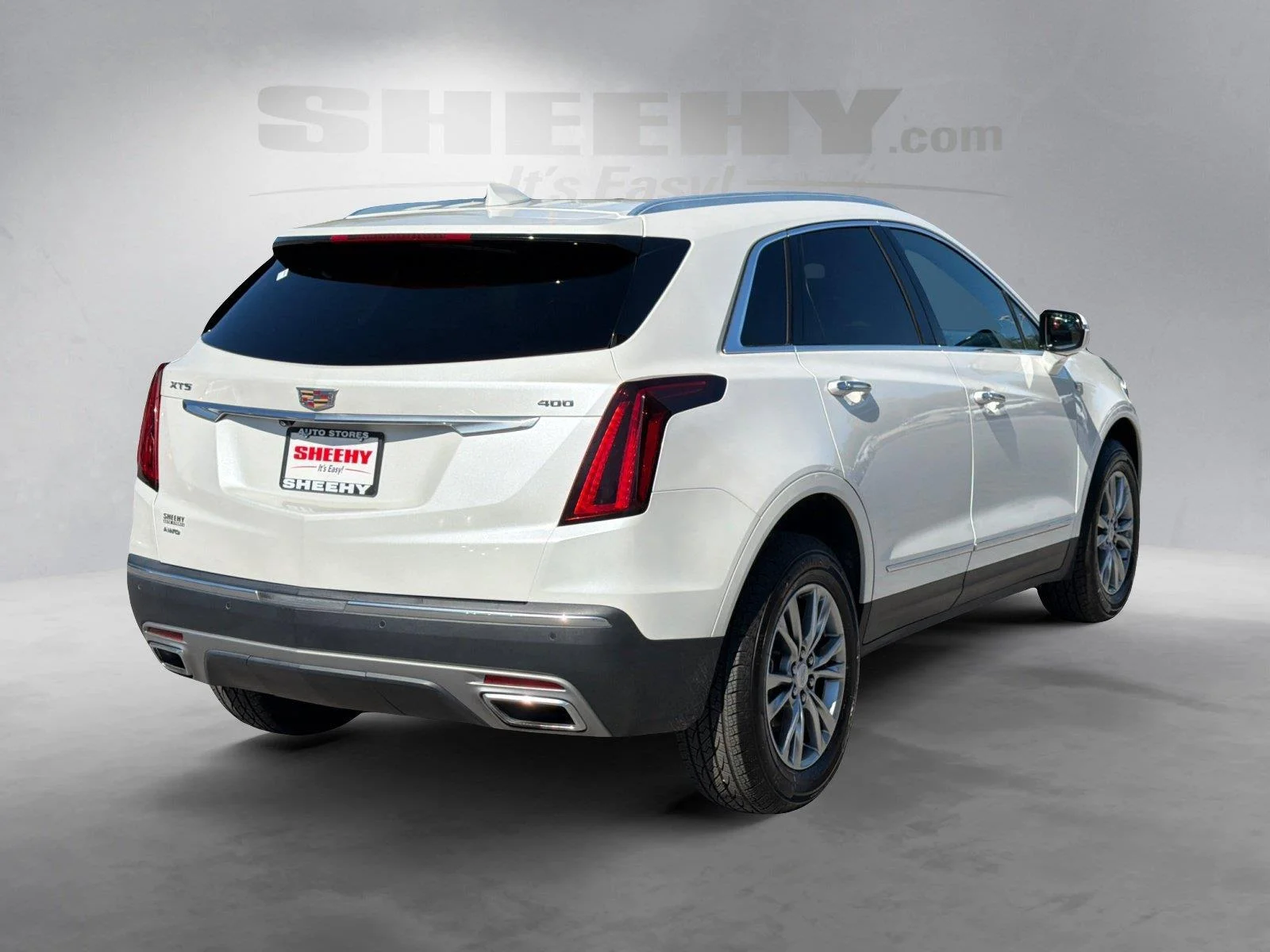 Used 2023 Crystal White Tricoat Cadillac AWD Premium Luxury image 11