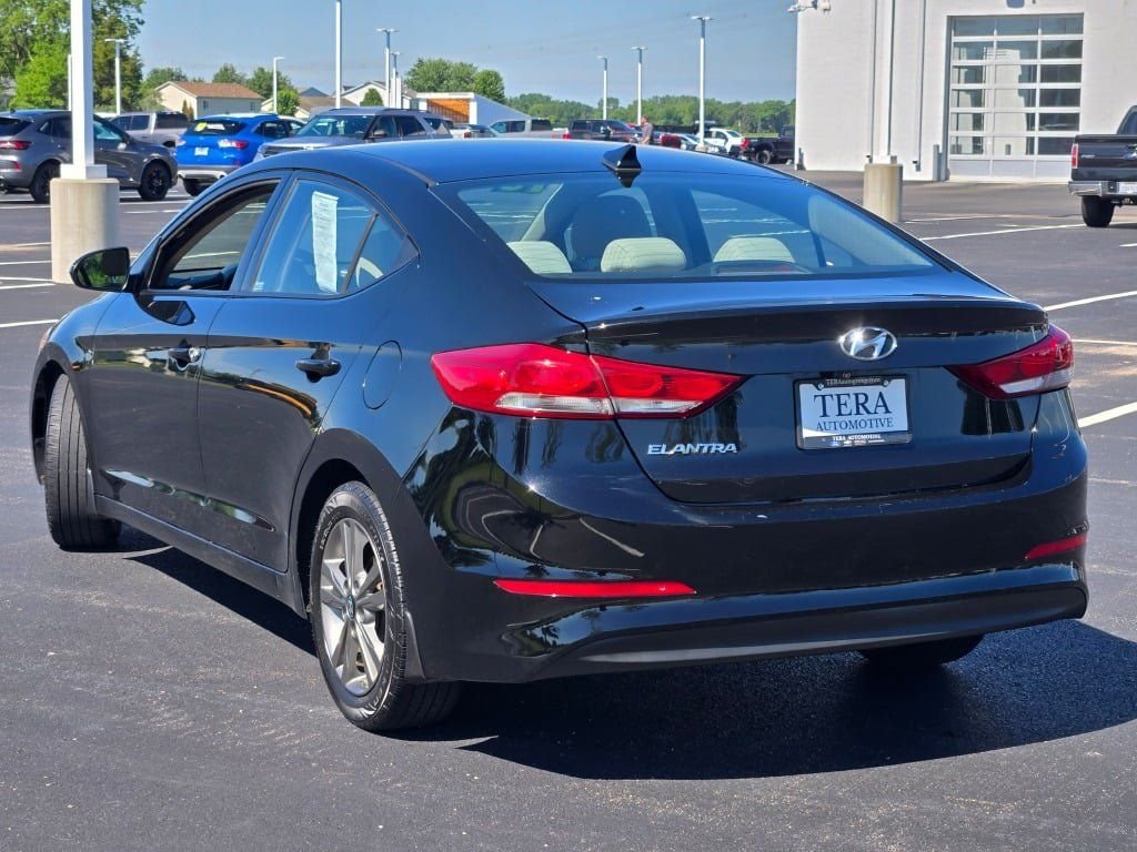 Certified Used 2018 Phantom Black Hyundai SEL image 13