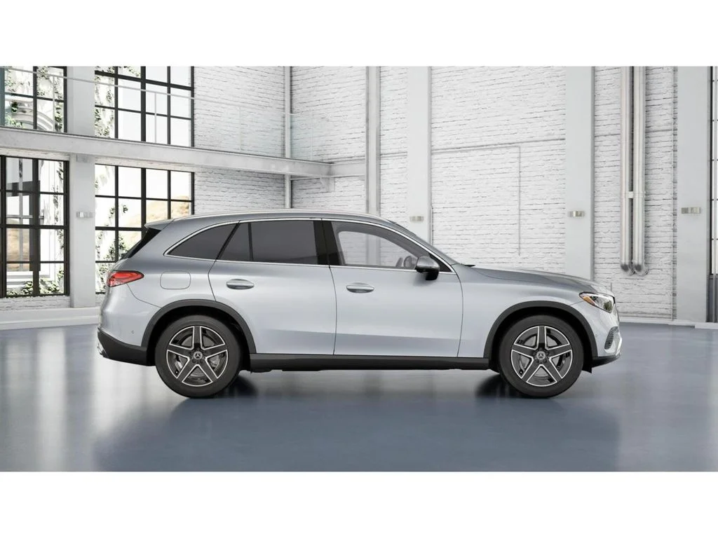 New 2027 Silver Mercedes-Benz GLC 300 image 16