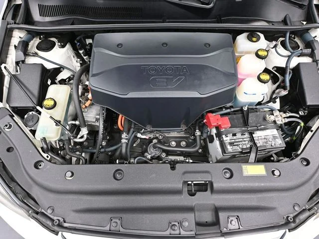 2012 Toyota RAV4 EV - Photo 43