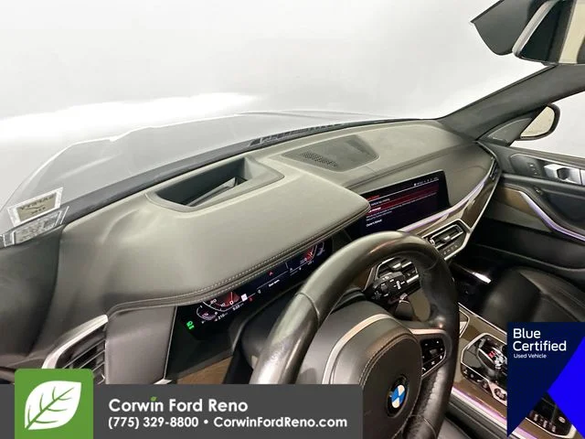 Certified Used 2020 Black Sapphire Metallic BMW M50i image 12