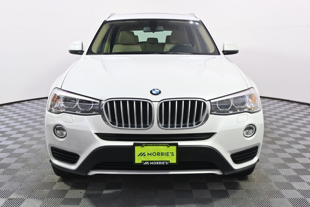 Used 2017 White Metallic BMW xDrive28i image 10