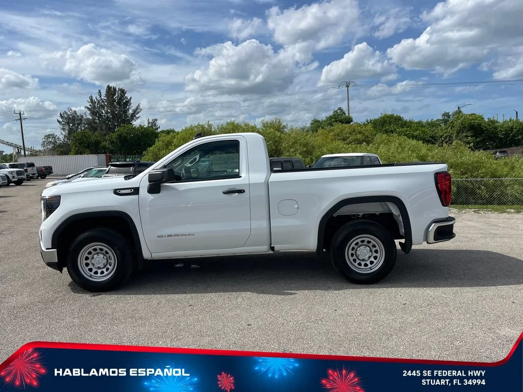 New 2026 Summit White GMC Pro image 4