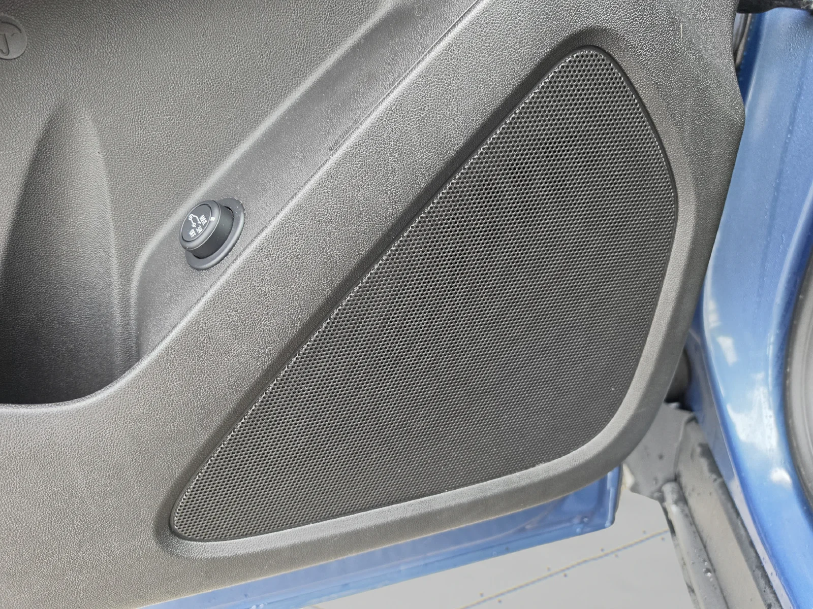 Used 2024 Blue Chevrolet RS image 22