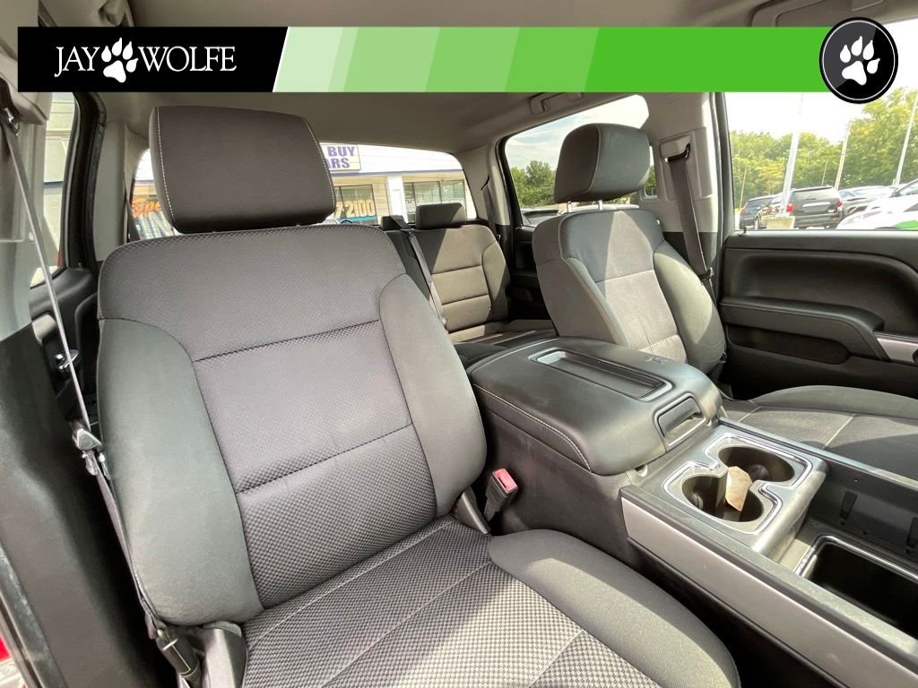 Used 2015 Red Chevrolet LT image 19