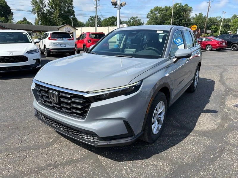 Used 2024  Honda LX image 3