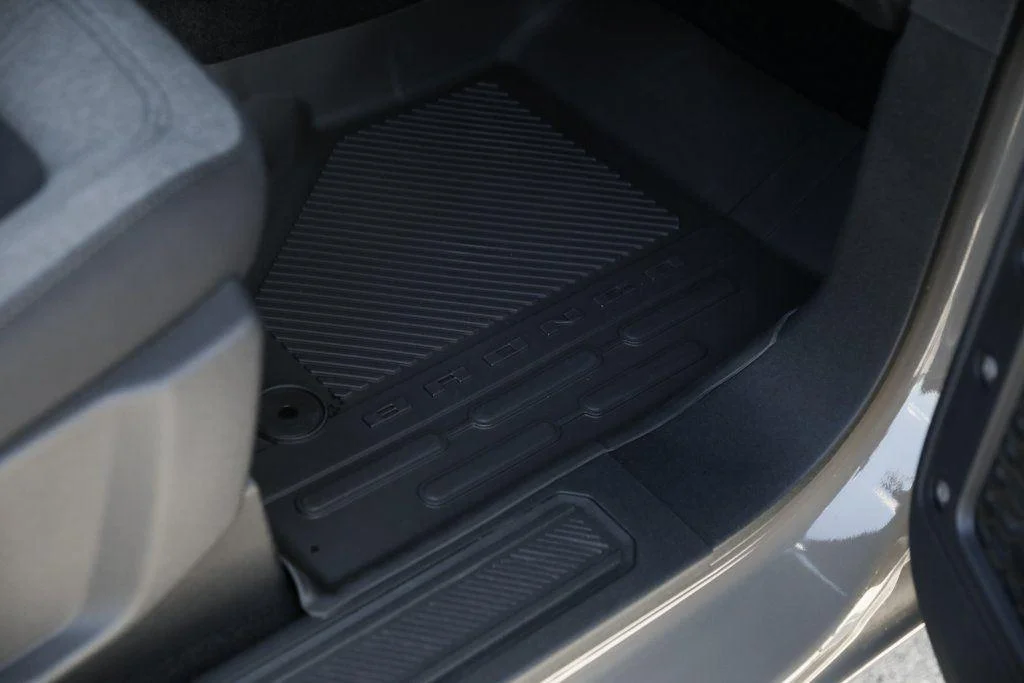 2025 Ford Bronco 4-Door Base - Photo 28