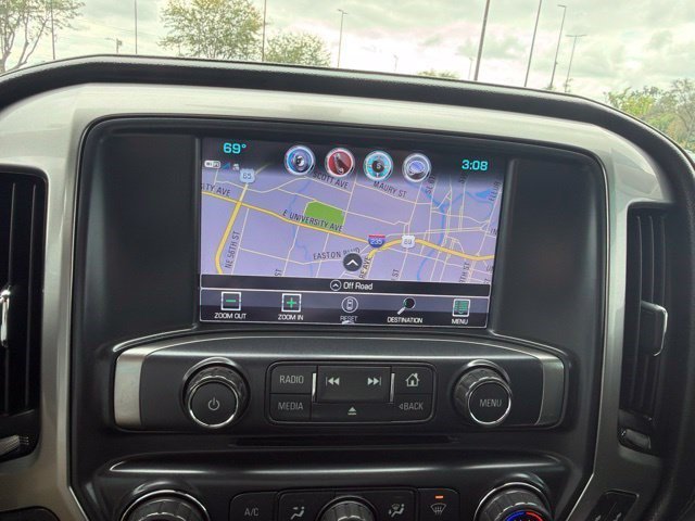Used 2018 Summit White Chevrolet LTZ image 27