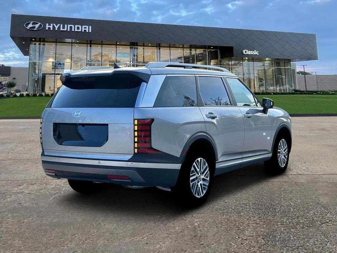 New 2026 Typhoon Silver Metallic Hyundai SEL 7P image 7