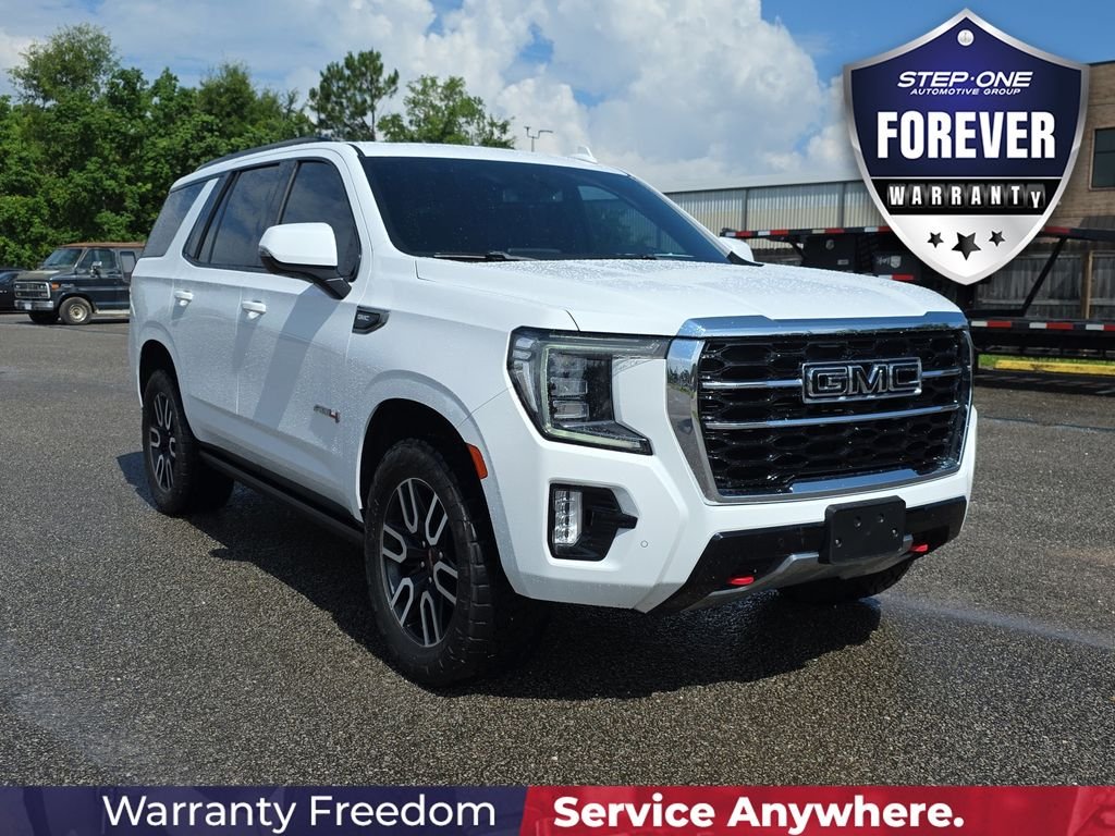 Used 2023 White GMC AT4 image 9