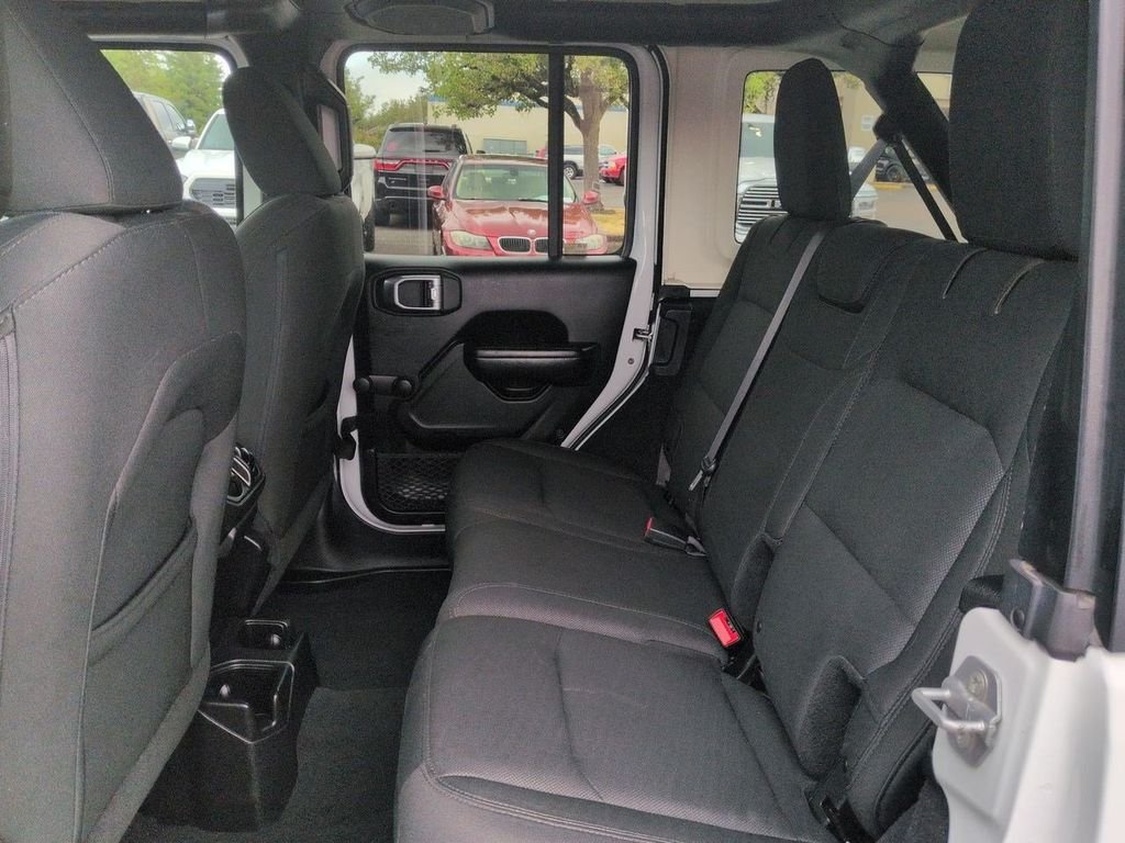 Used 2018 Bright White Clearcoat Jeep Unlimited Sport image 22