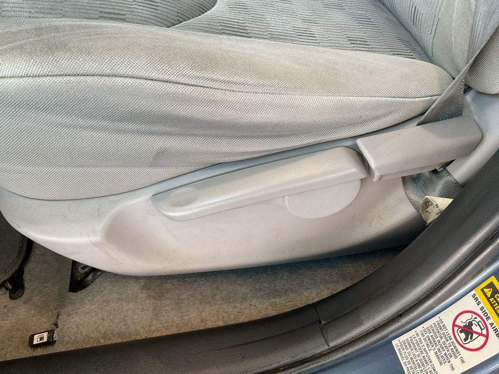 Used 2012 Blue Toyota Base image 13