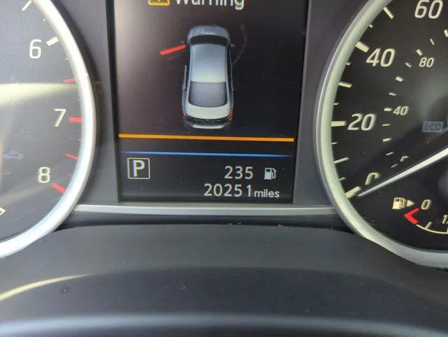 Used 2019 Gray Nissan S image 43