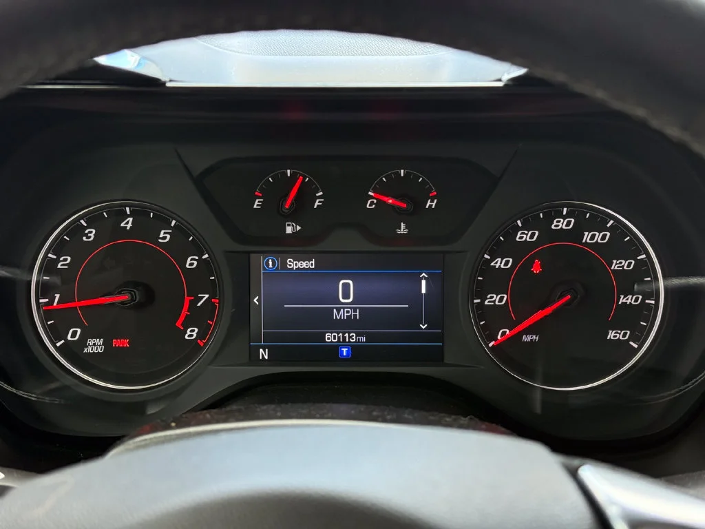 Used 2020 RED HOT Chevrolet 1LT image 19