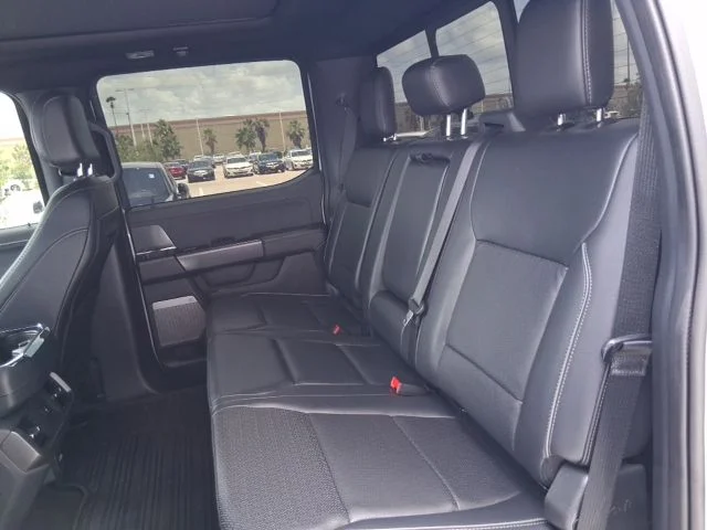 Used 2025 White Ford Lariat image 16