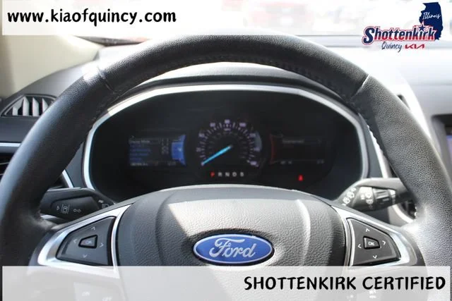 Used 2019 Red Ford SEL image 21